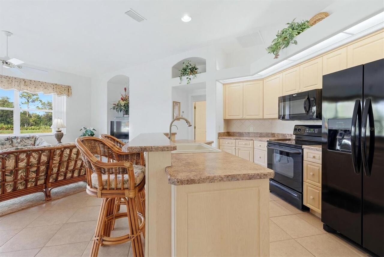 Listing Photo 10