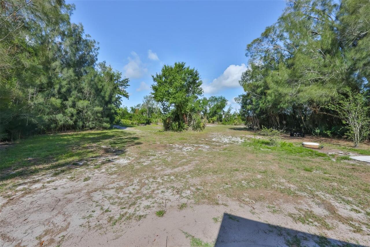 Listing Photo 14