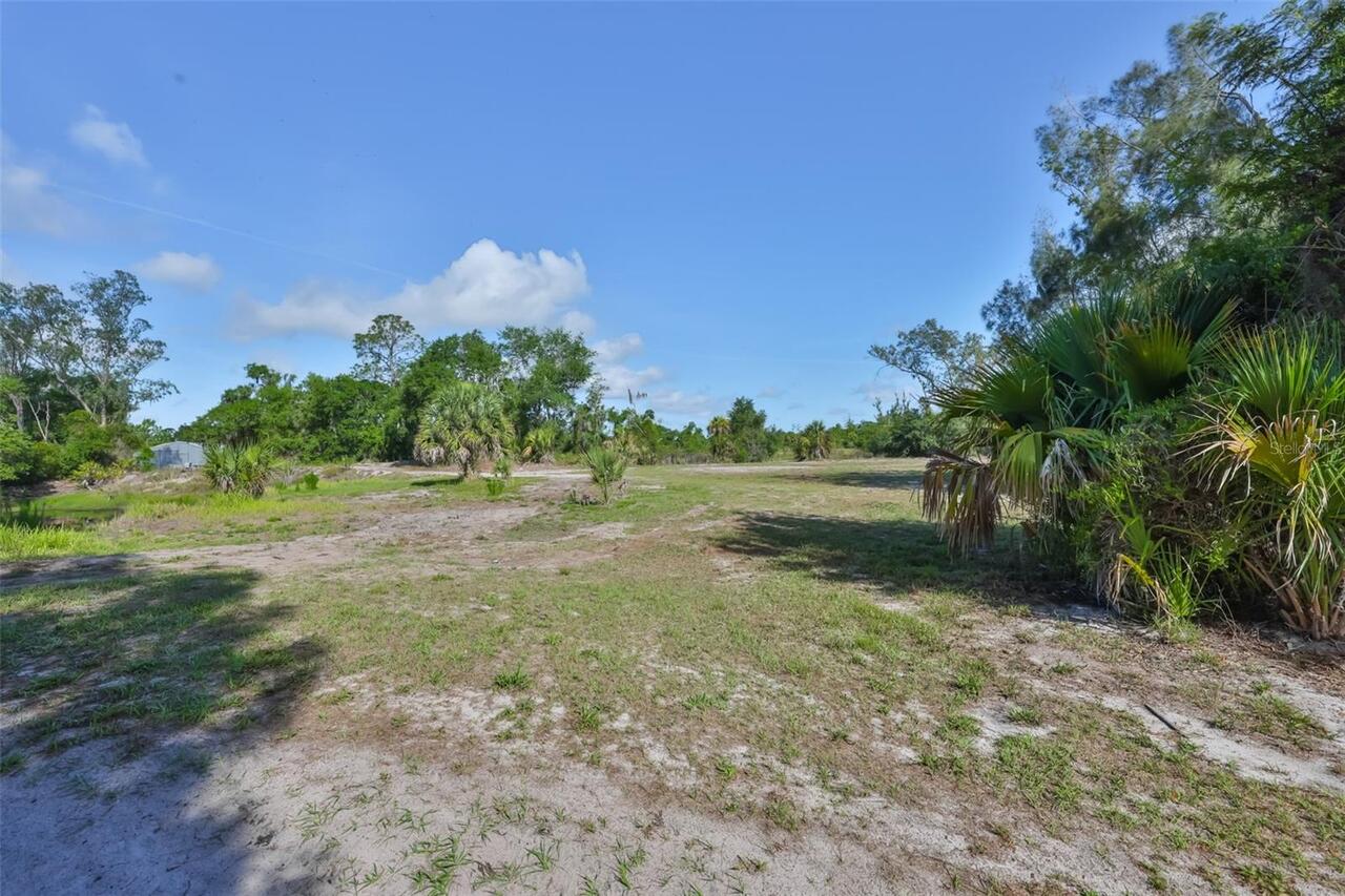 Listing Photo 15