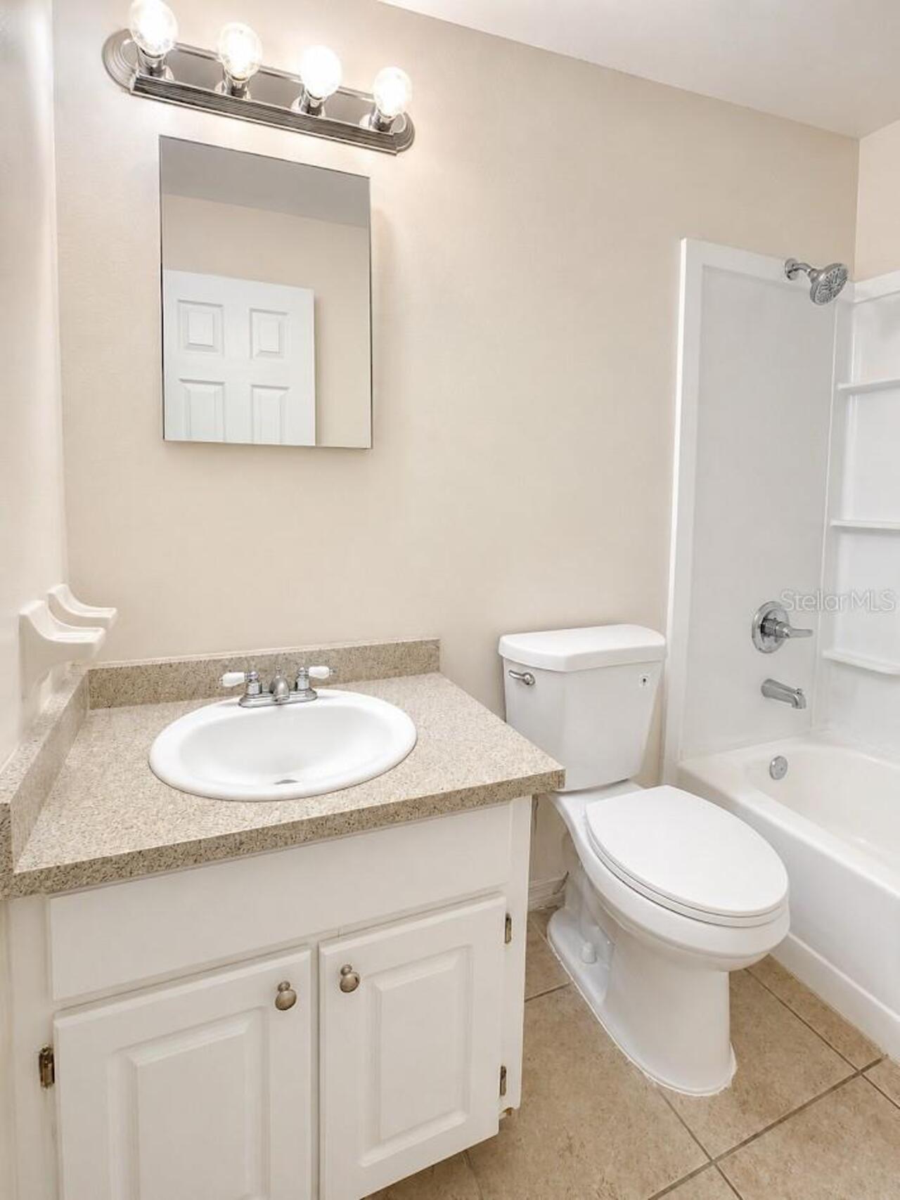 Listing Photo 10