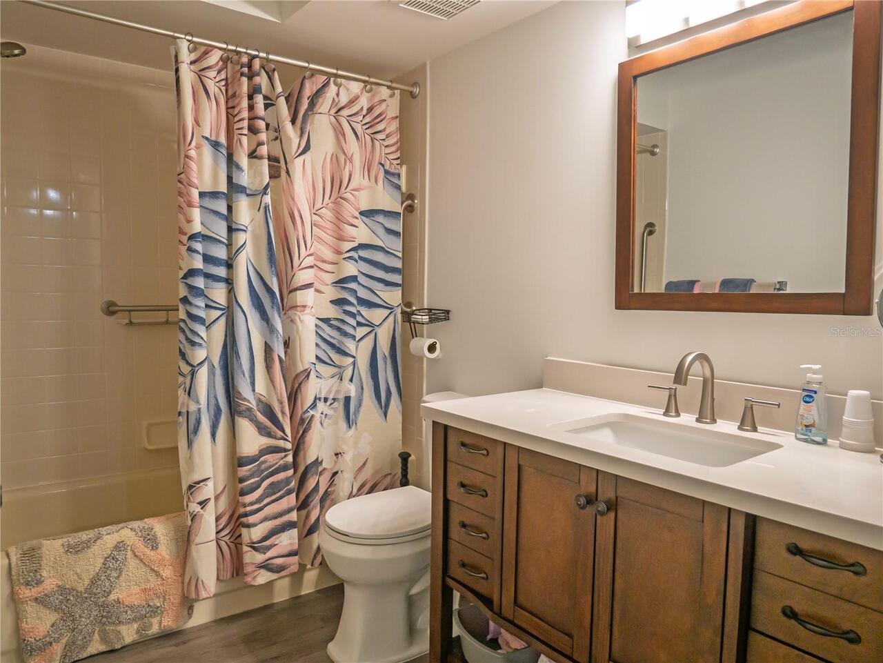 Listing Photo 19