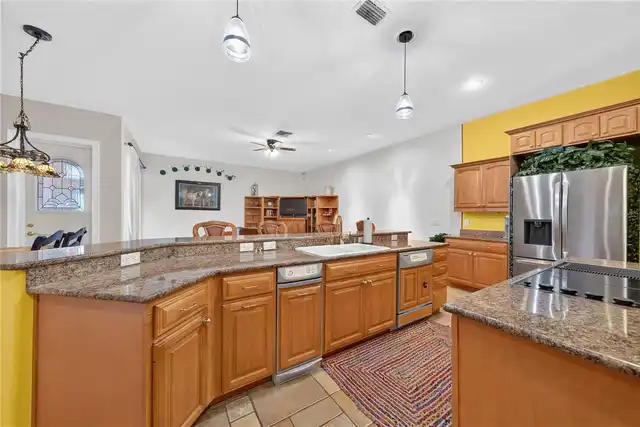 Listing Photo 17