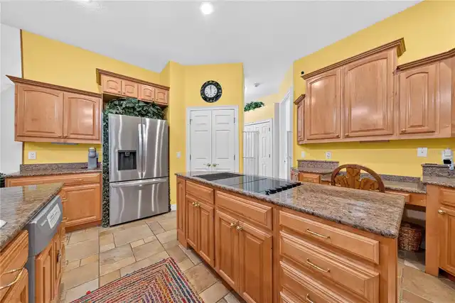 Listing Photo 18