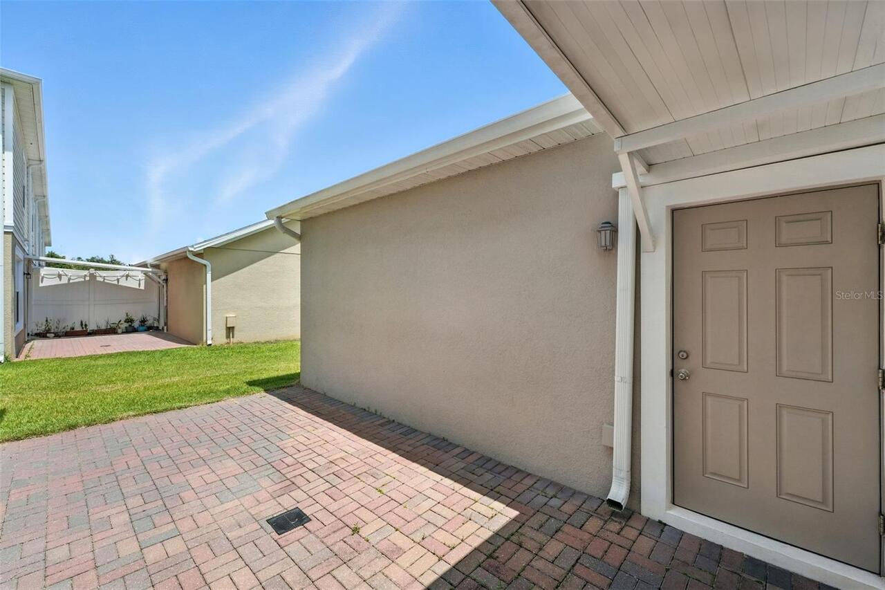 Listing Photo 6