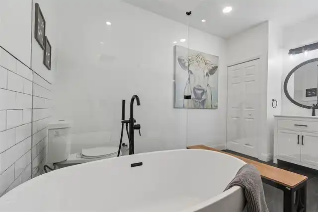 Listing Photo 18