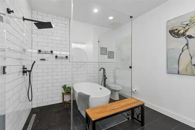 Listing Photo 21