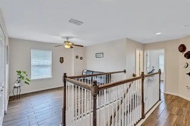 Listing Photo 34