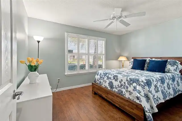 Listing Photo 19