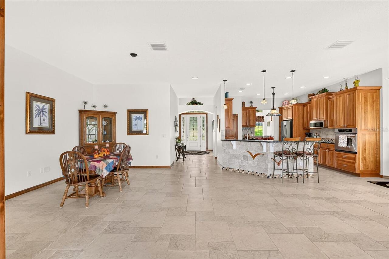 Listing Photo 9