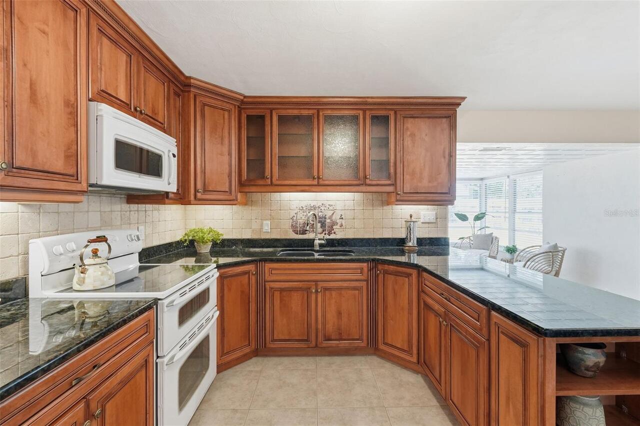 Listing Photo 15