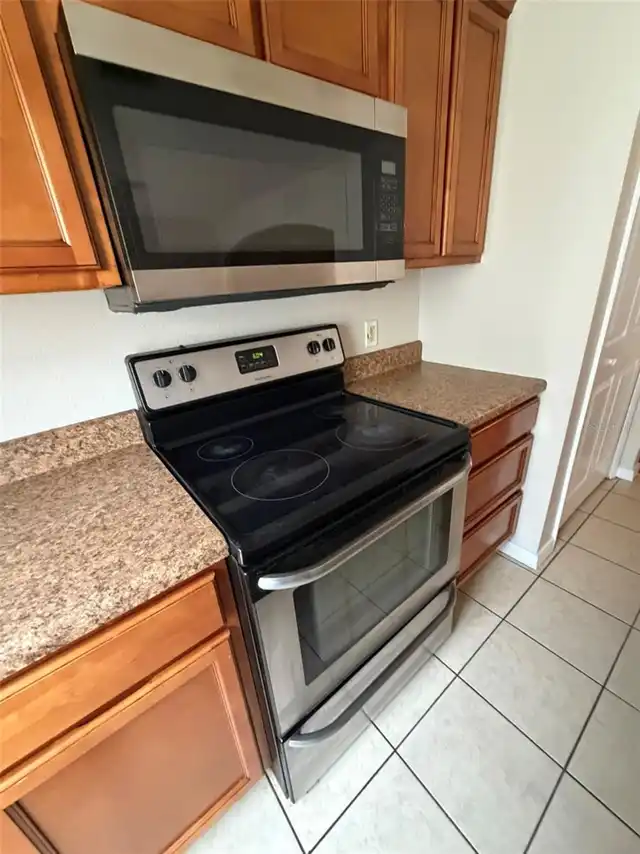 Listing Photo 8