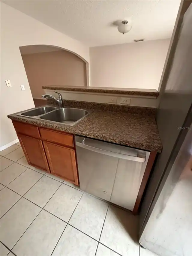 Listing Photo 9