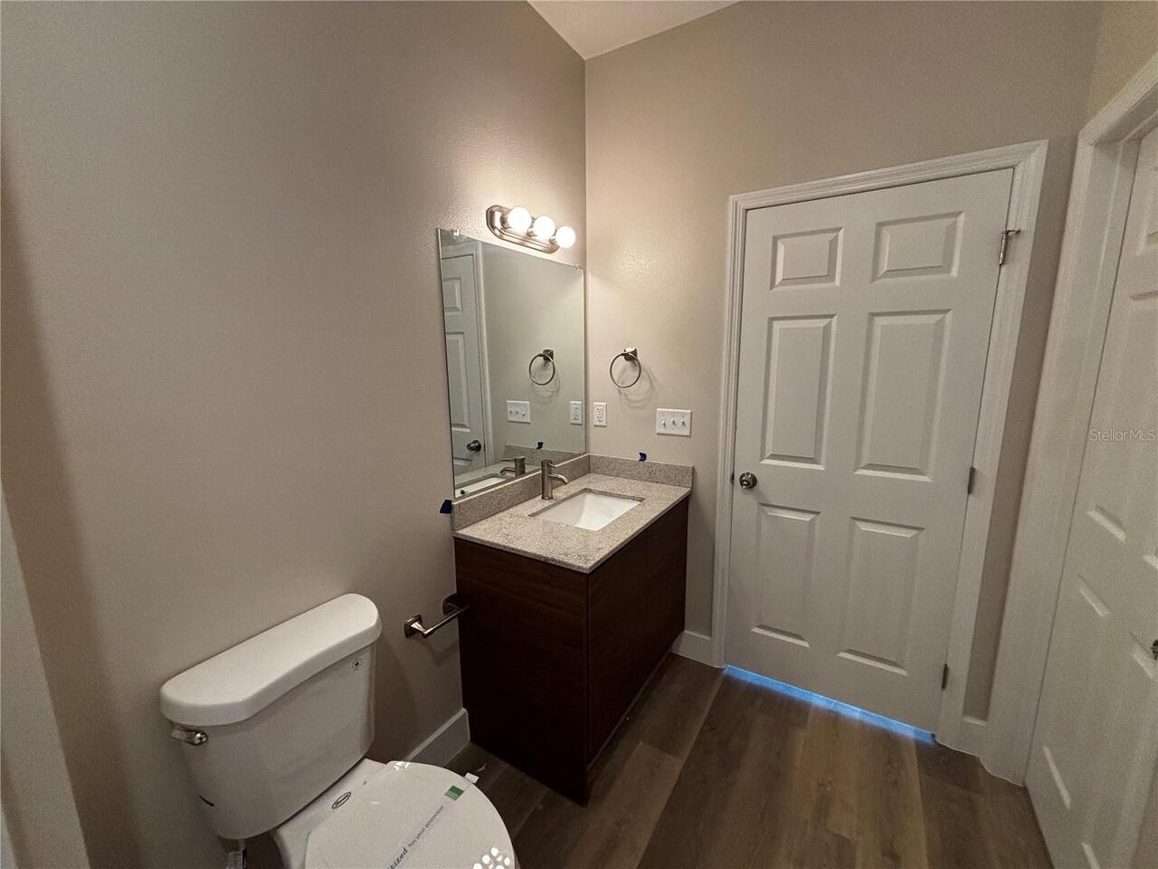Listing Photo 7