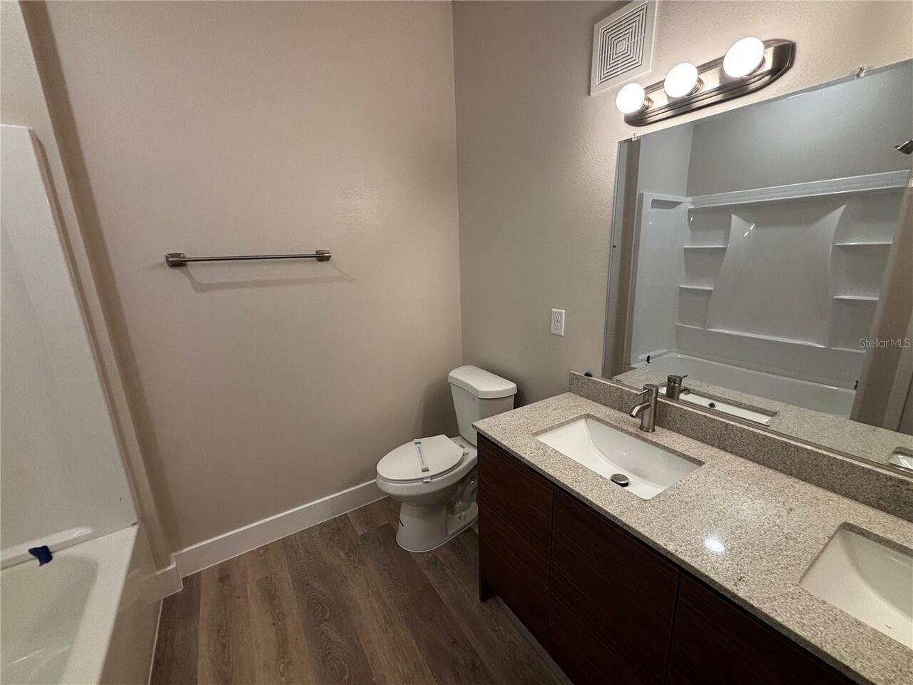 Listing Photo 13