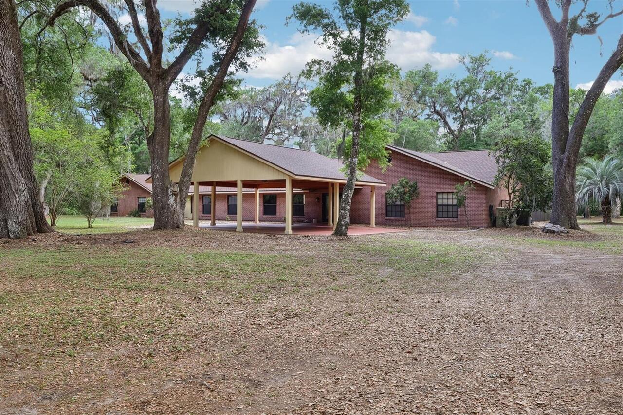 Bushnell Real Estate
