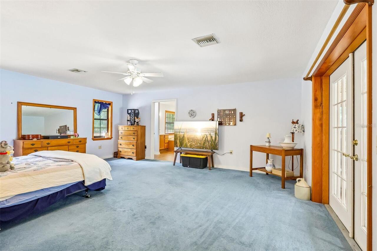 Listing Photo 23
