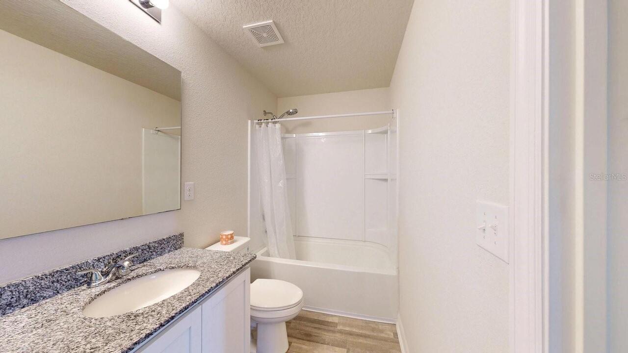 Listing Photo 14