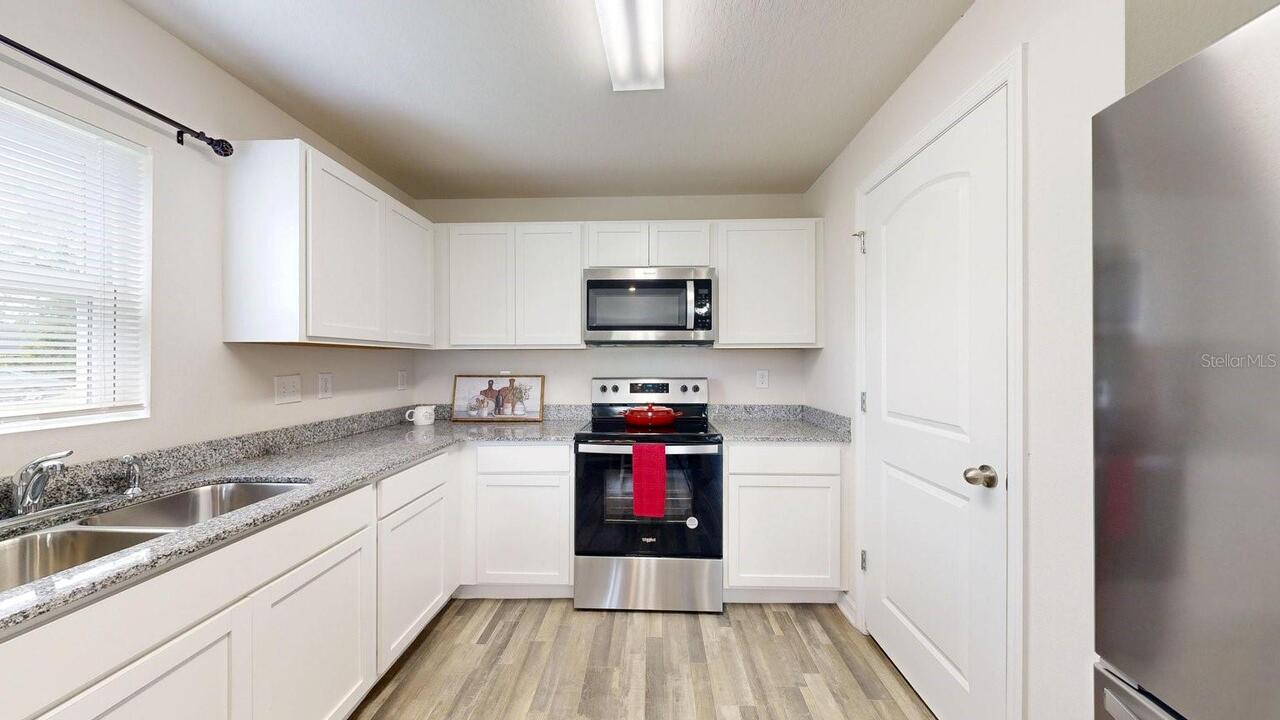 Listing Photo 18