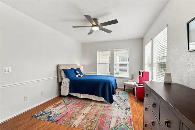 Listing Photo 22