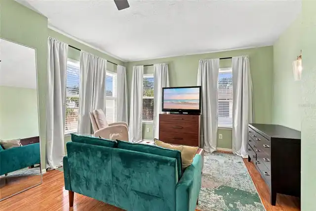 Listing Photo 27