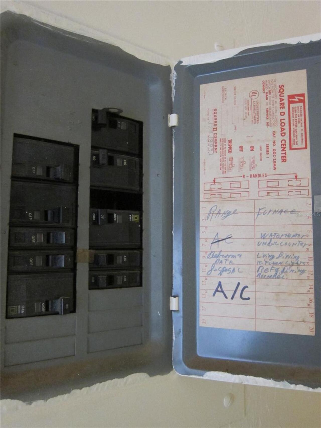 Listing Photo 12