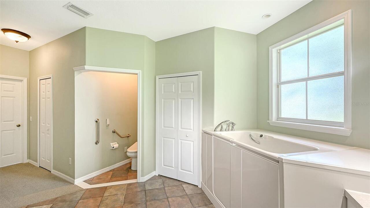 Listing Photo 36
