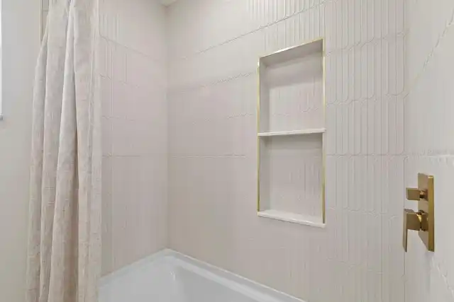 Listing Photo 20