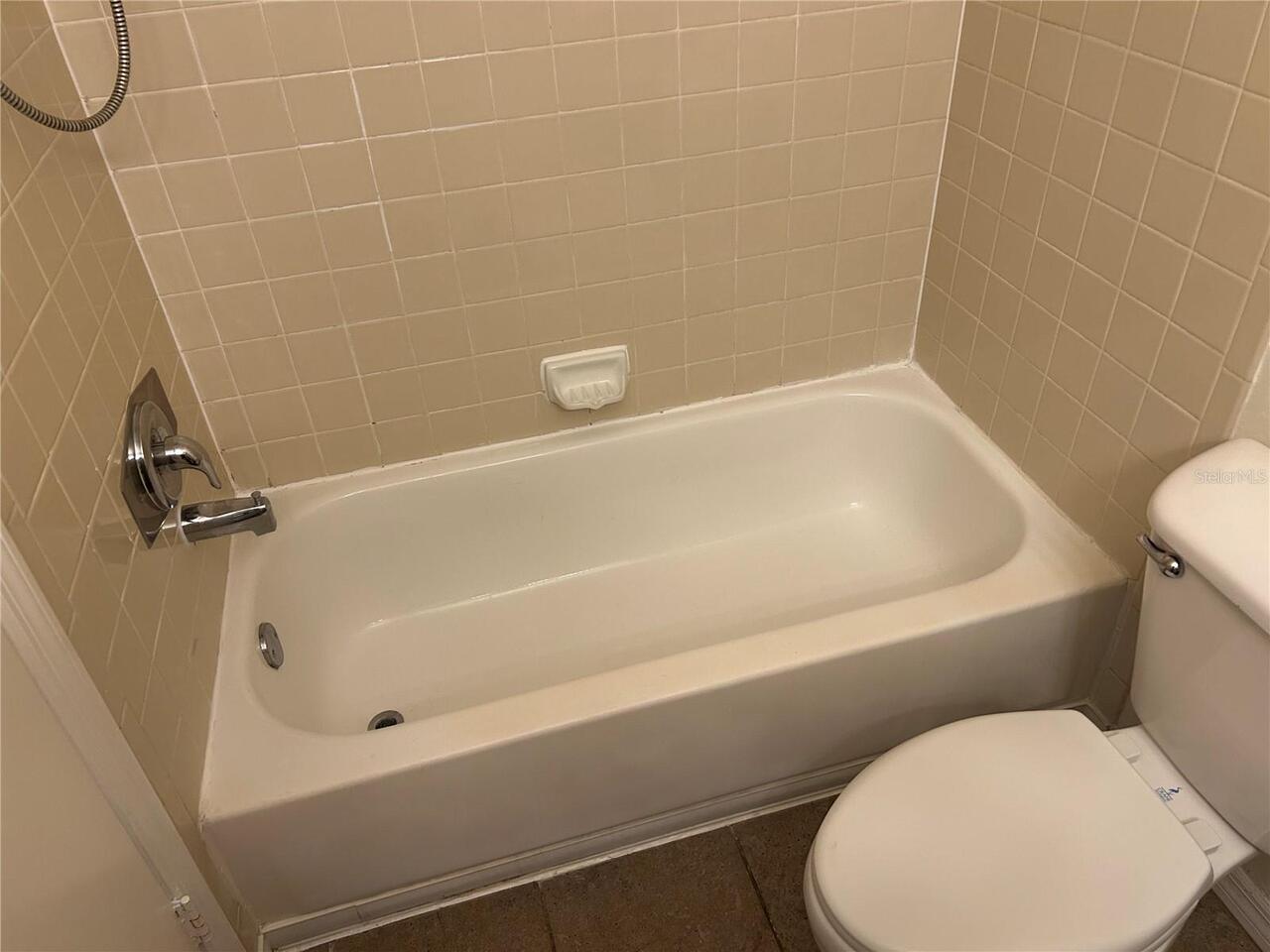 Listing Photo 17