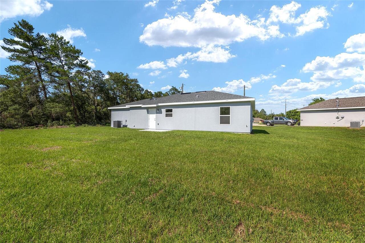 Listing Photo 8