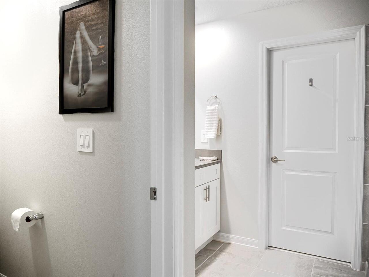 Listing Photo 17