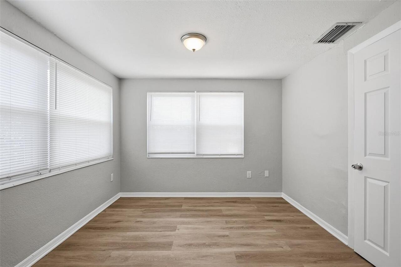 Listing Photo 20