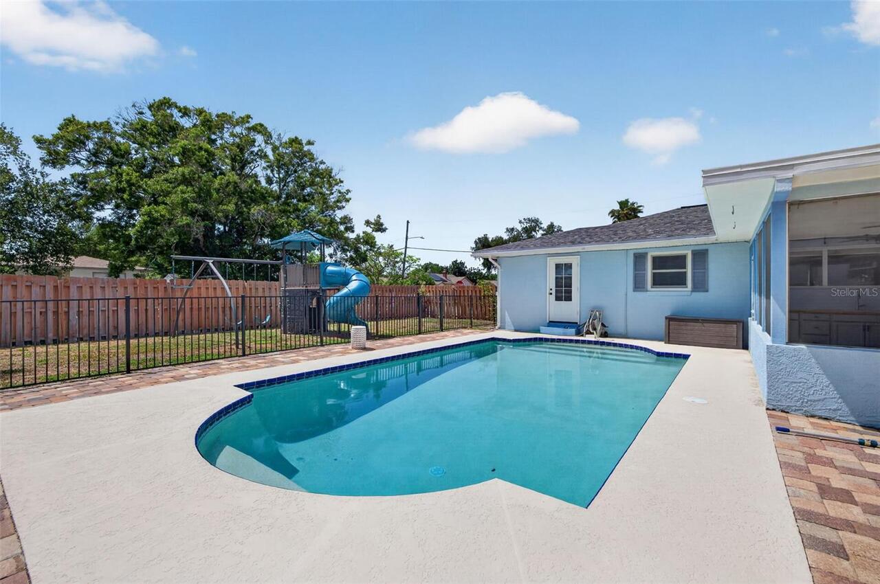 Listing Photo 32