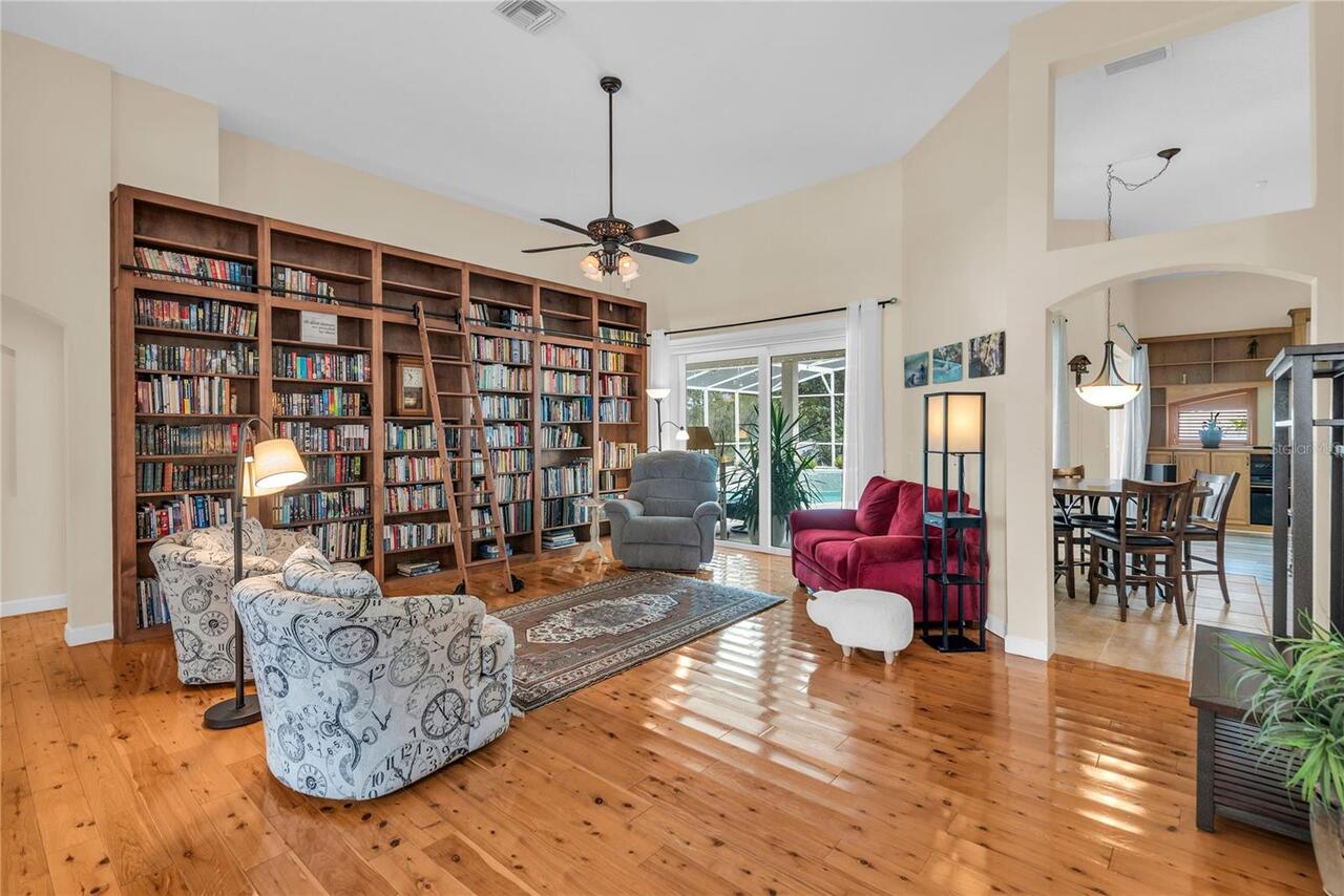 Listing Photo 8