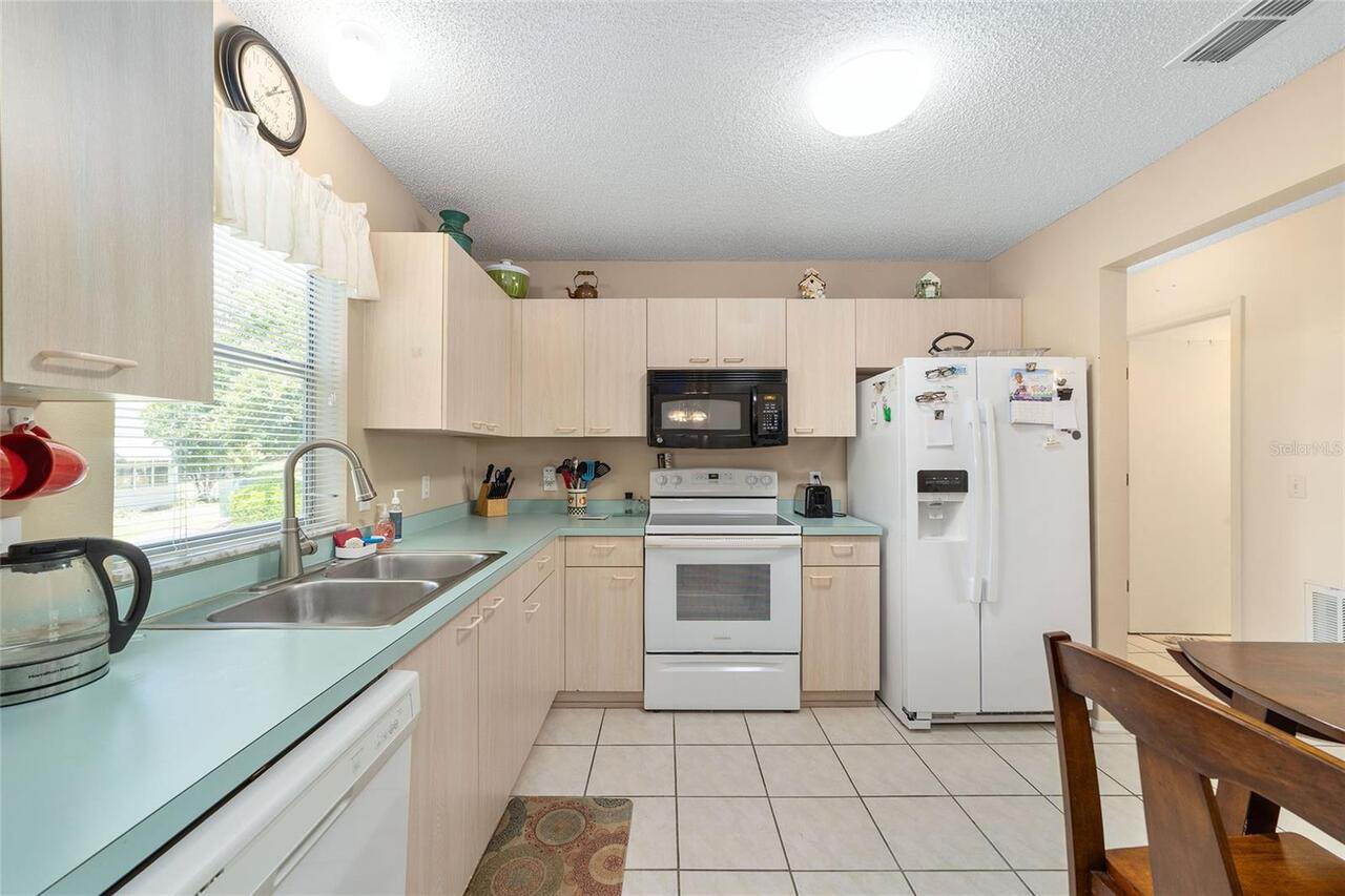Listing Photo 17