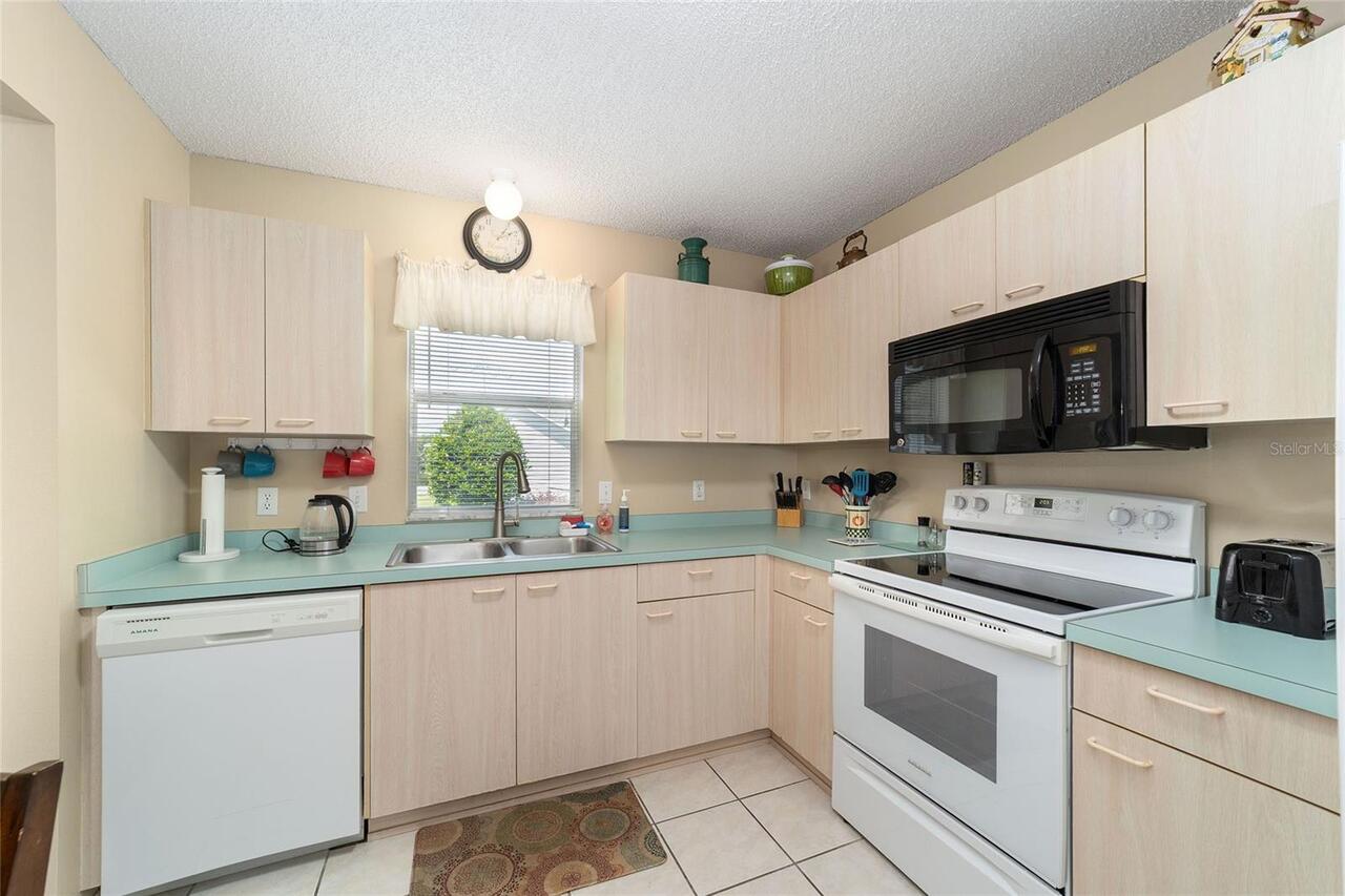 Listing Photo 19