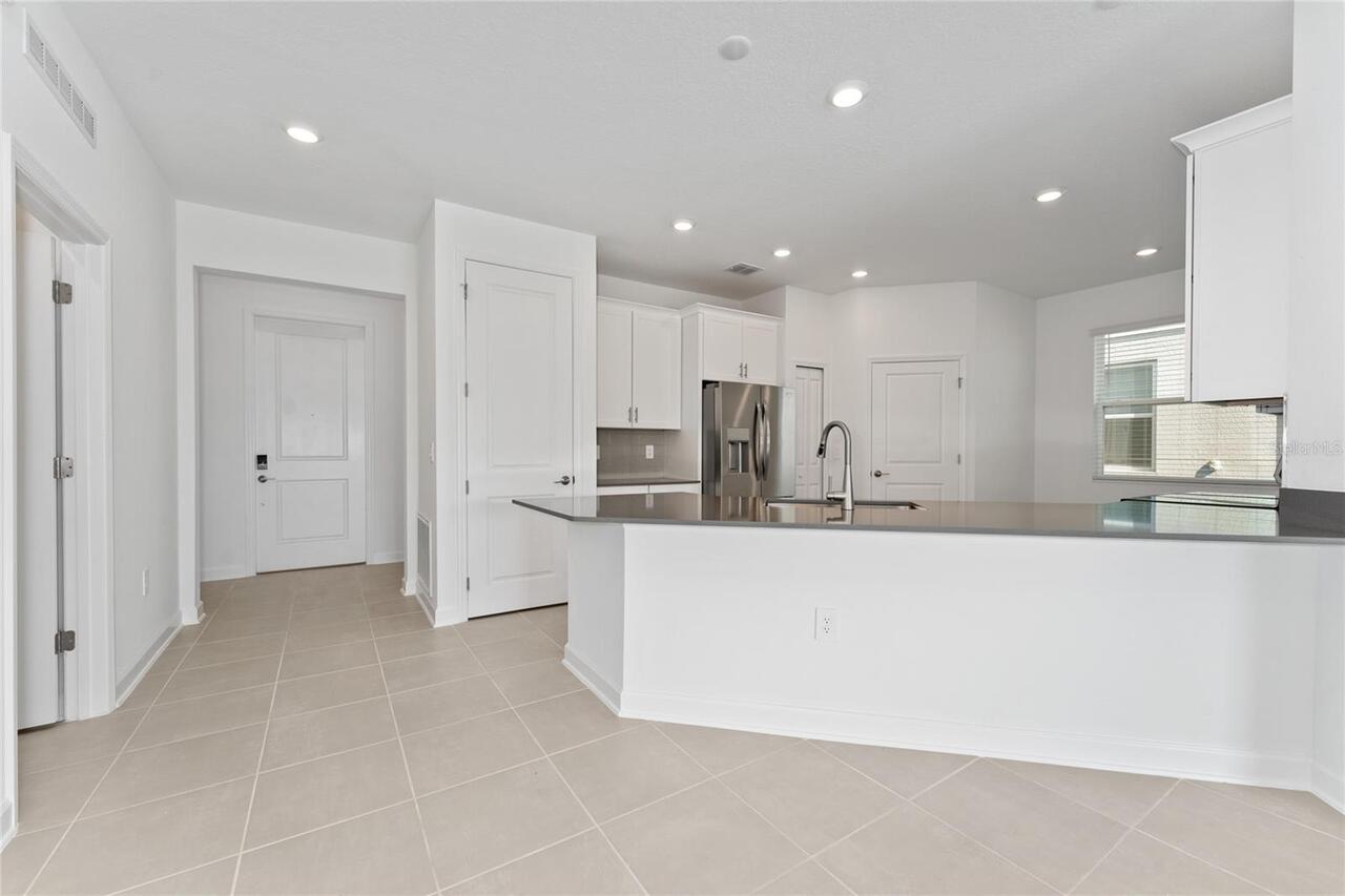 Listing Photo 16