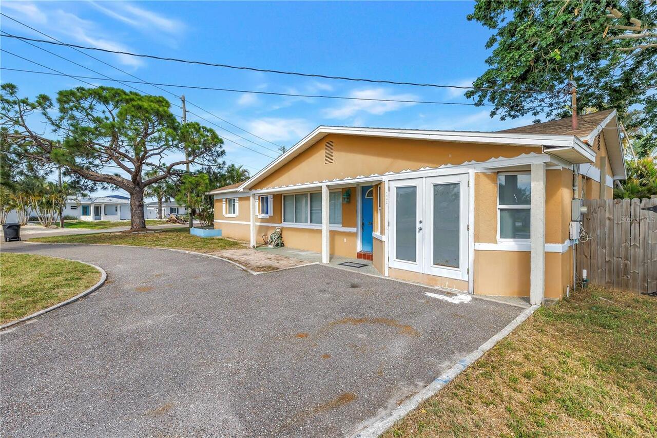 Listing Photo 8