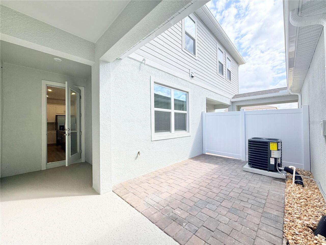 Listing Photo 17