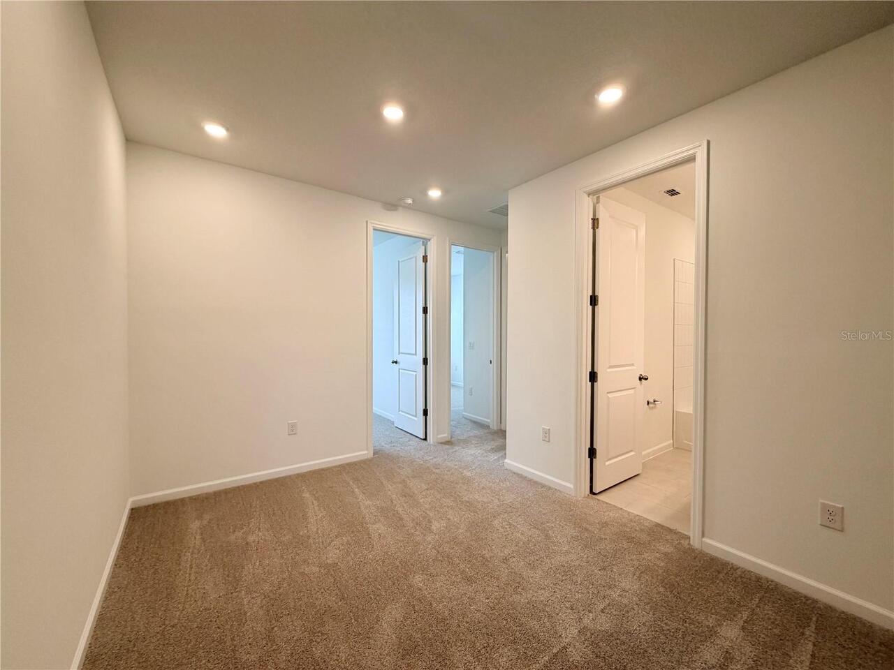 Listing Photo 23