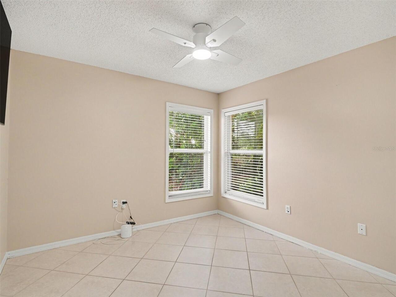 Listing Photo 24