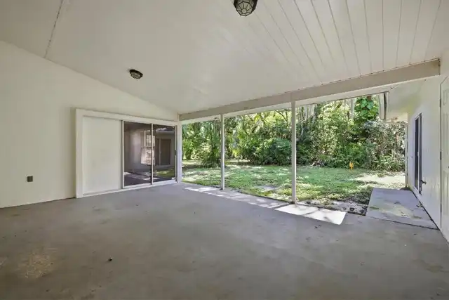 Listing Photo 29