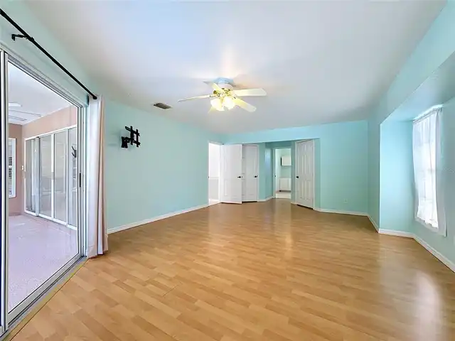 Listing Photo 33
