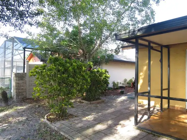 Listing Photo 14