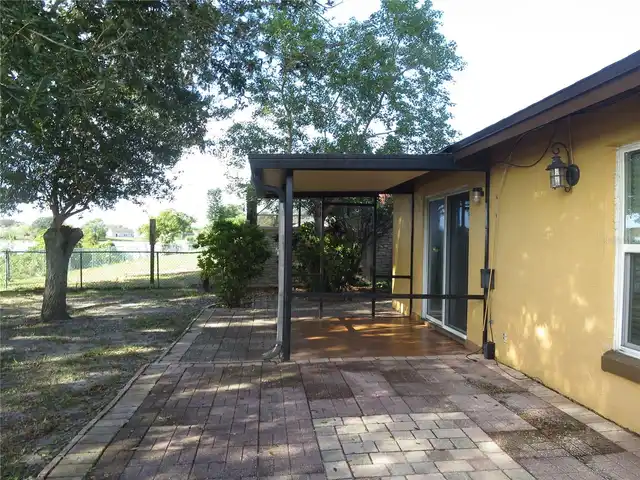 Listing Photo 16