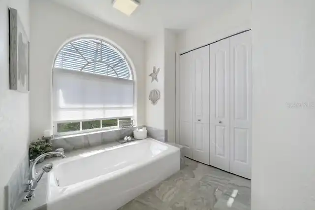 Listing Photo 32