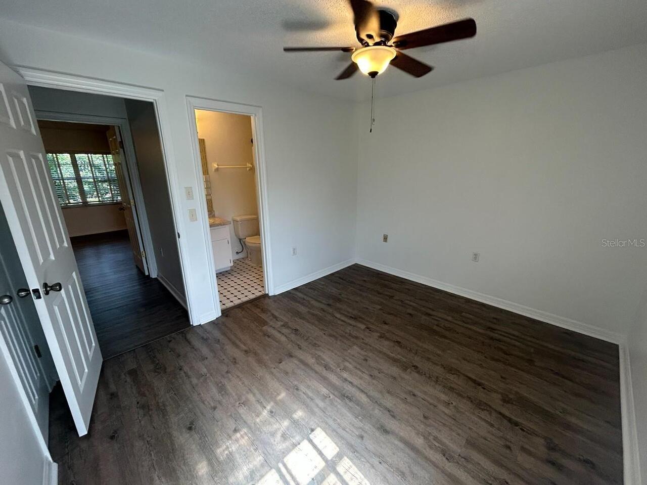 Listing Photo 9
