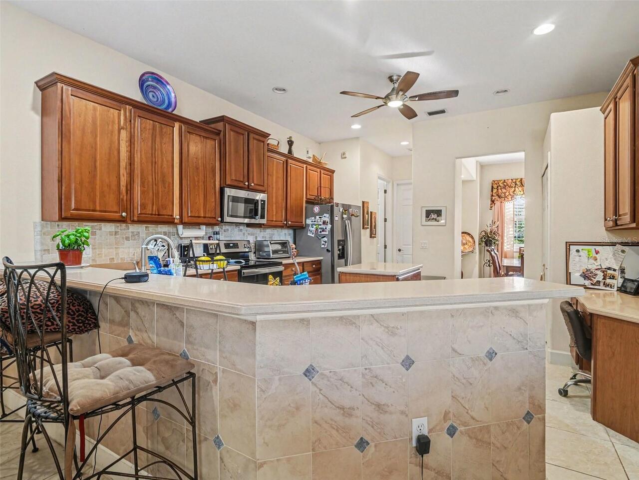 Listing Photo 9