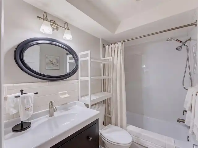 Listing Photo 11