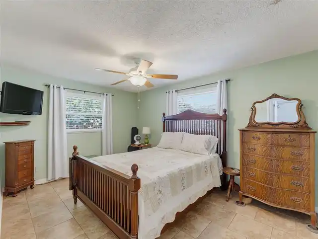 Listing Photo 13