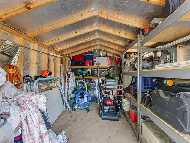 Listing Photo 34